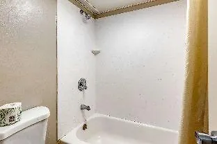 Econo Lodge Creedmoor Room photo