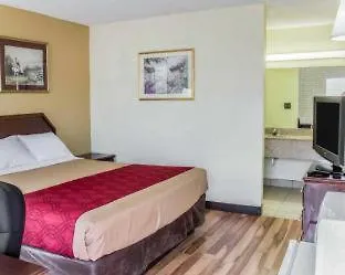Econo Lodge Creedmoor Room photo